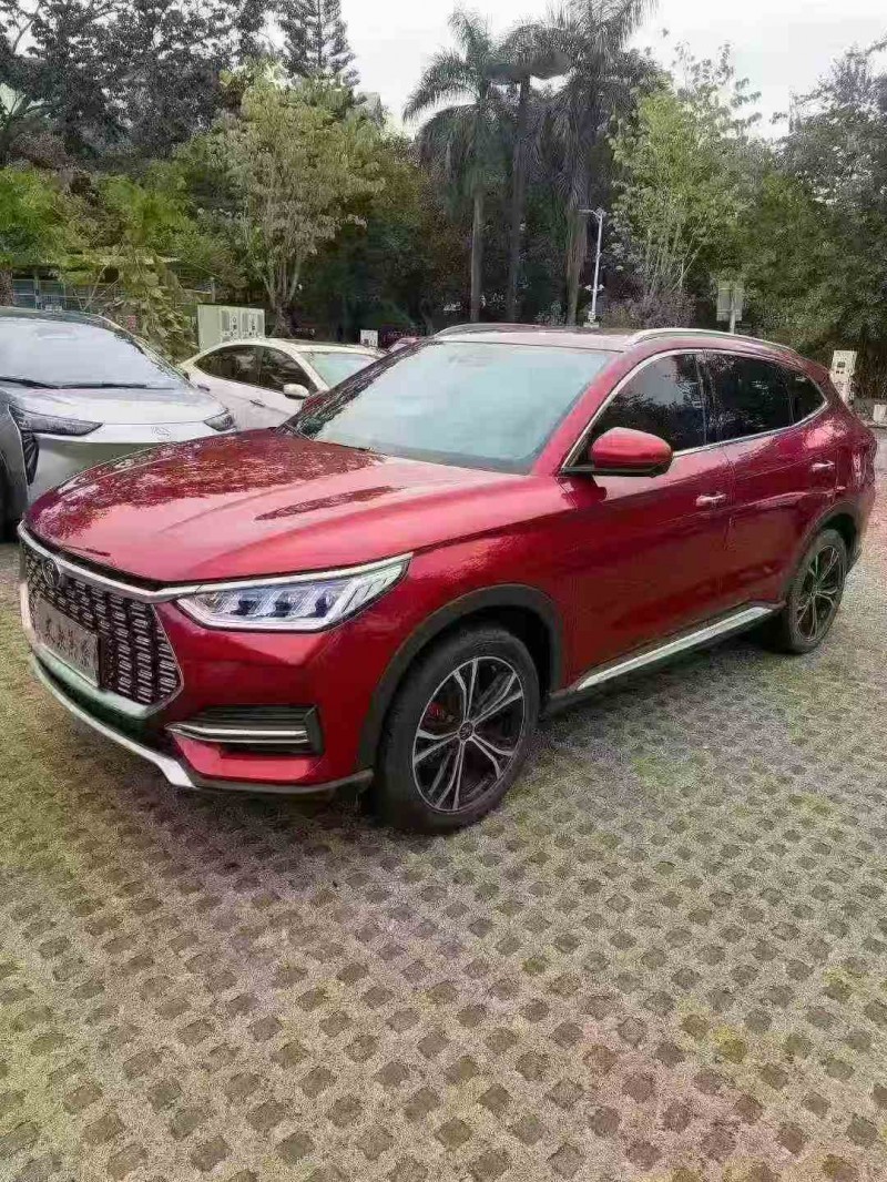 汕头21年比亚迪秦3