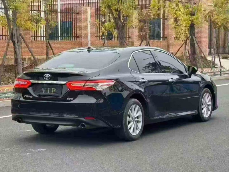 泉州23年丰田凯美瑞8