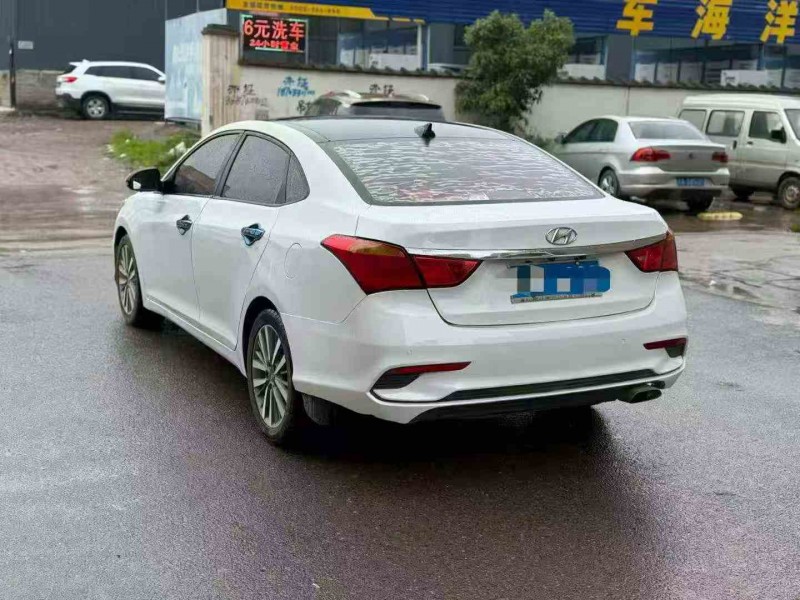 湖州18年现代名图8