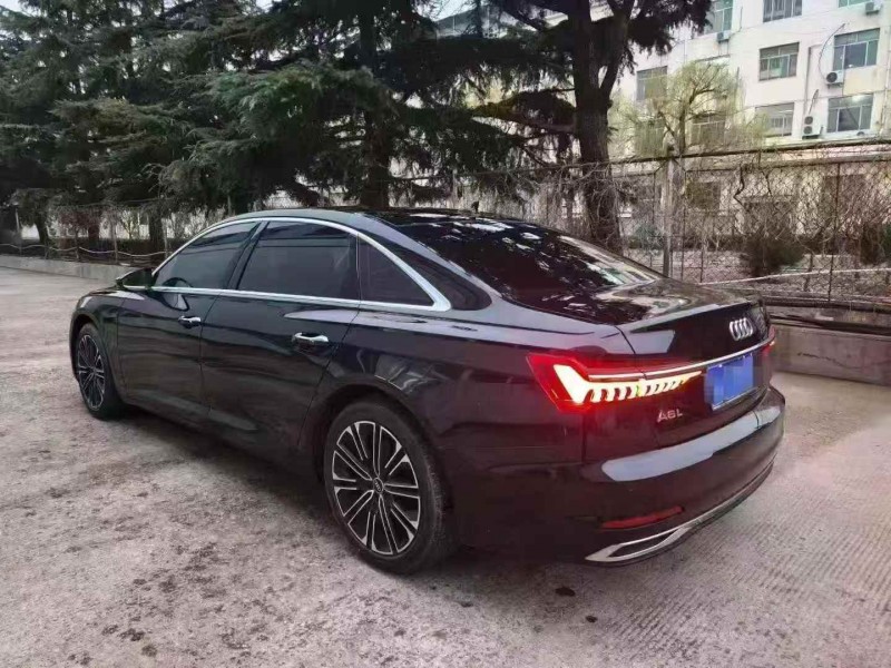 东营23年奥迪A6L9