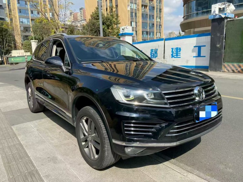 成都15年大众途锐2