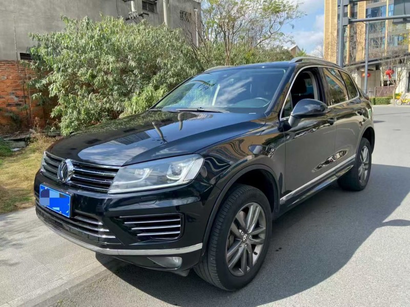 成都15年大众途锐3