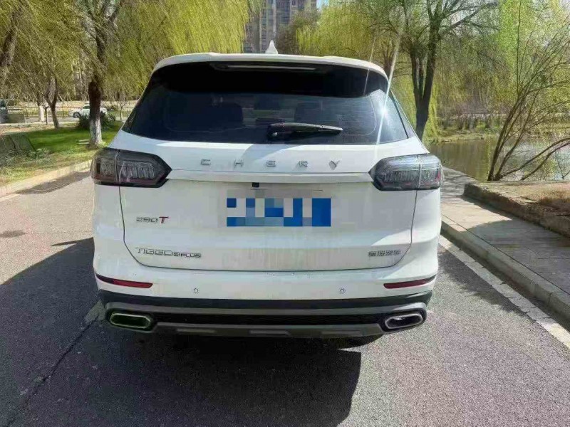 新余24年奇瑞瑞虎8