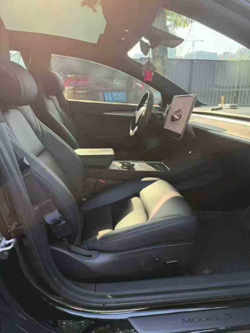 重庆22年特斯拉MODEL 37