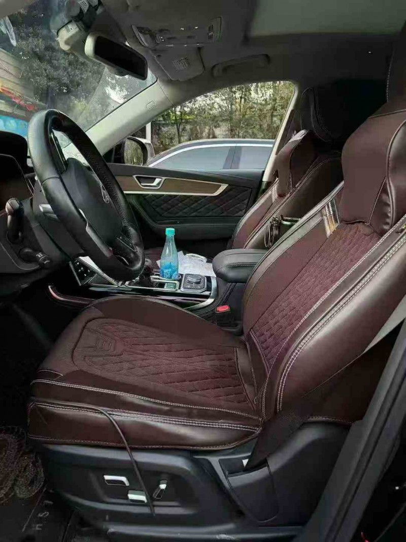 重庆22年红旗HS76