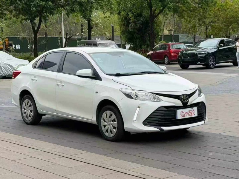 佛山19年丰田威驰4