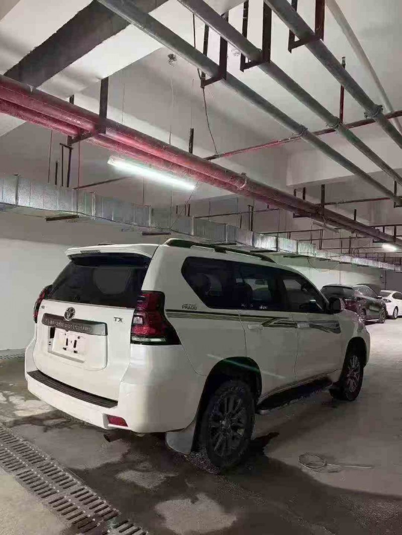 铜仁19年丰田普拉多8