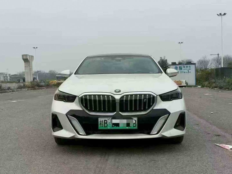 桂林24年宝马I51