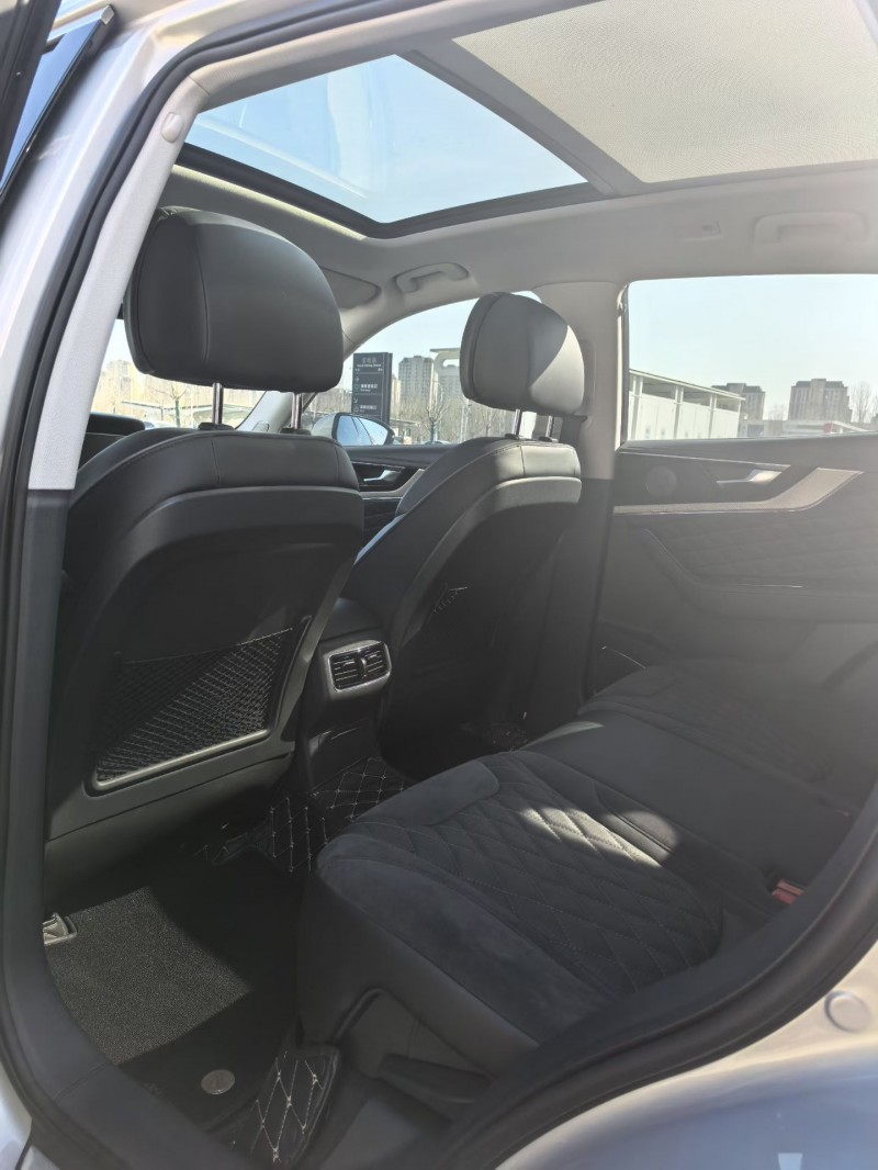 天津21年红旗HS54