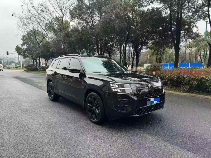 邵阳25年大众途昂3