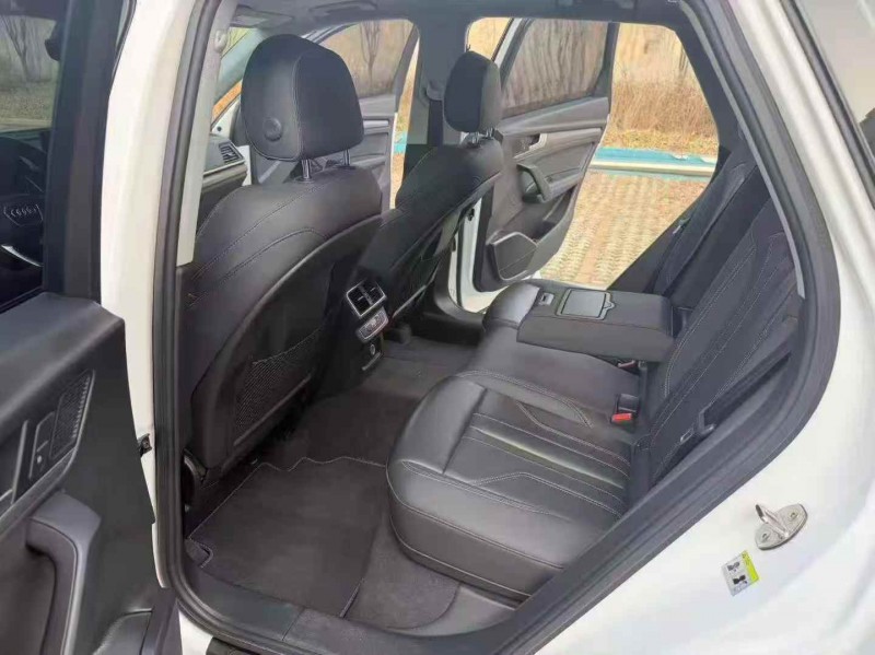 烟台22年奥迪Q56