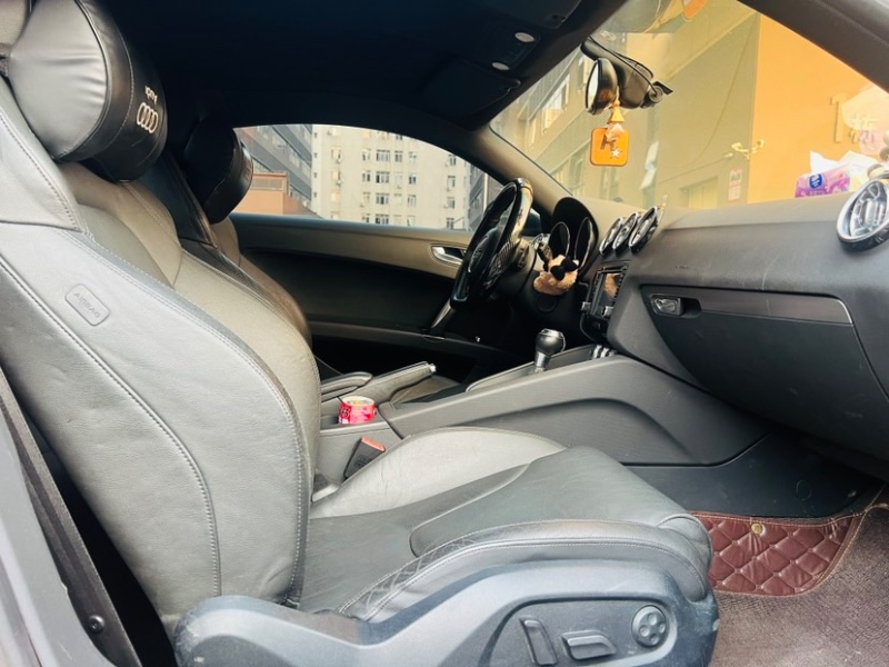 东莞12年奥迪TT4