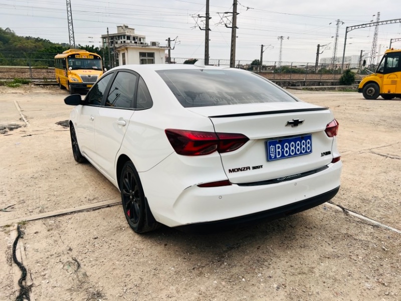 东莞20年雪佛兰科鲁泽7