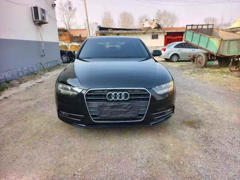 烟台15年奥迪A4L1