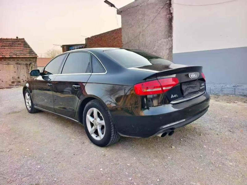 烟台15年奥迪A4L9