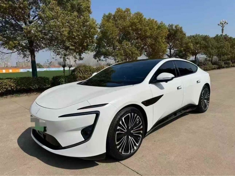 常州25年阿维塔122