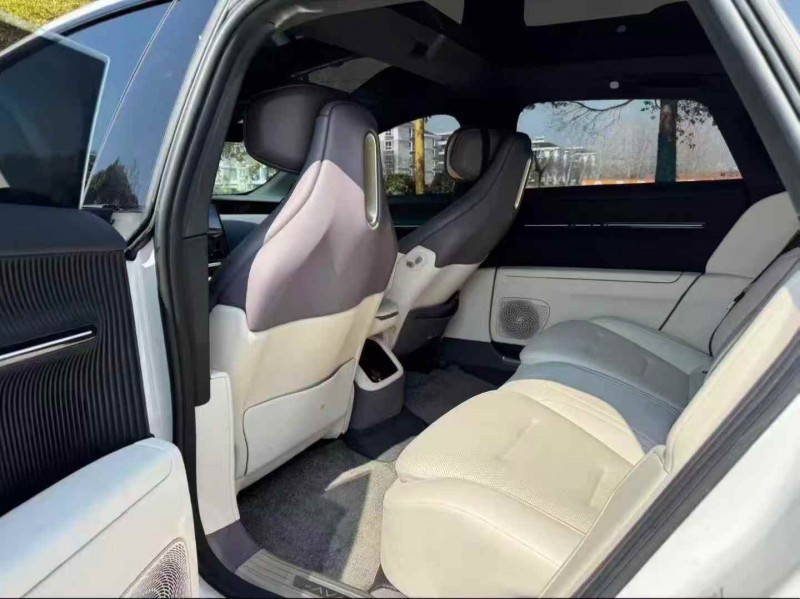 常州25年阿维塔127