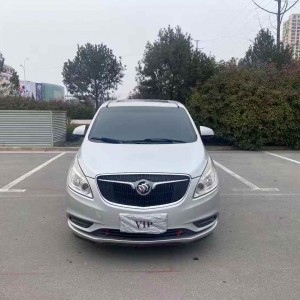 金华17年别克GL8