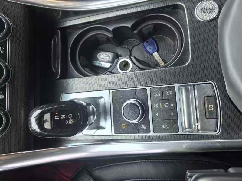 赣州15年路虎揽胜运动8