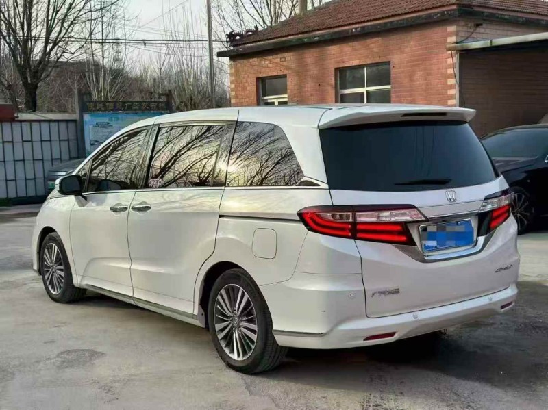 淄博19年本田奥德赛8