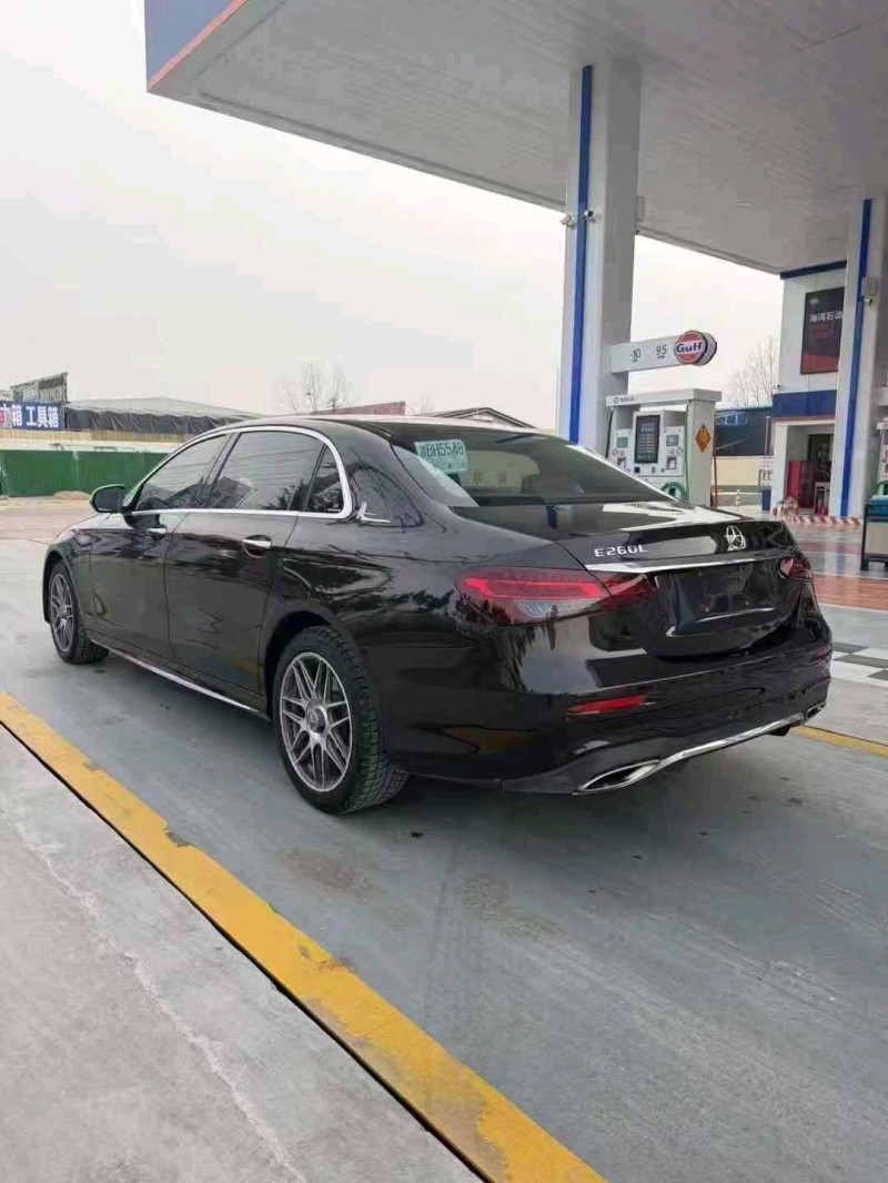 东营22年奔驰E8