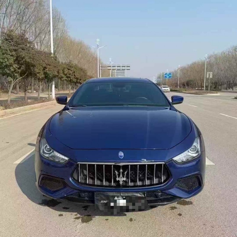 枣庄17年玛莎拉蒂Ghibli1