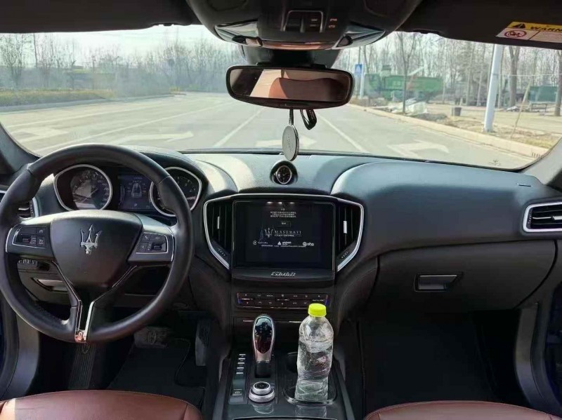 枣庄17年玛莎拉蒂Ghibli4