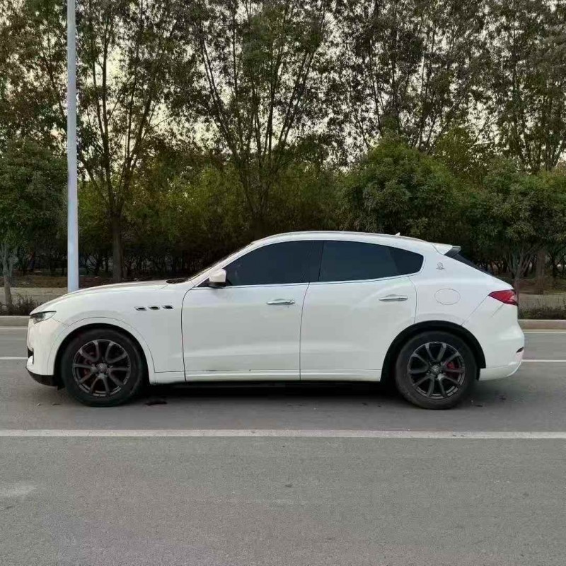 枣庄18年玛莎拉蒂Levante7