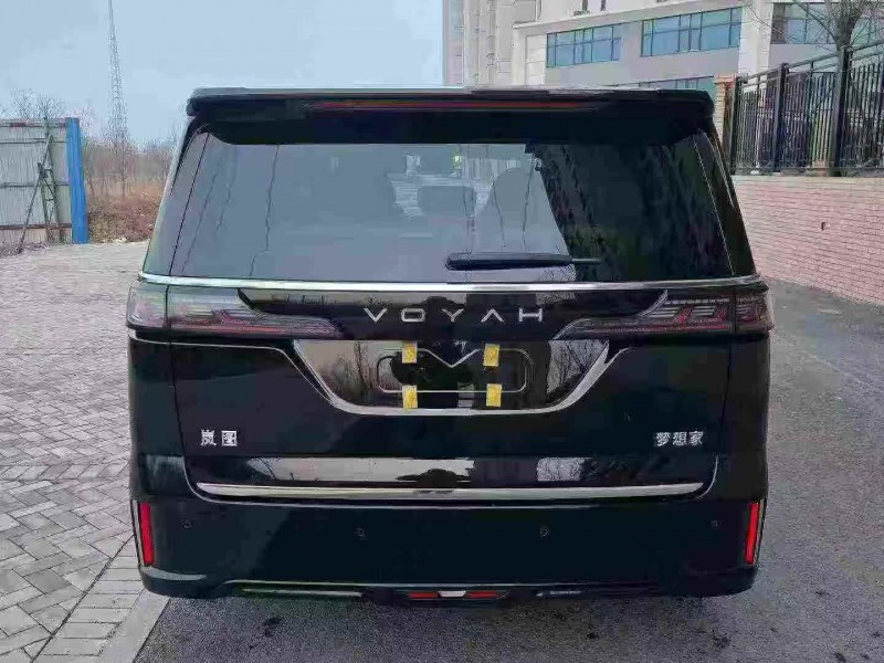 唐山25年岚图汽车梦想家8