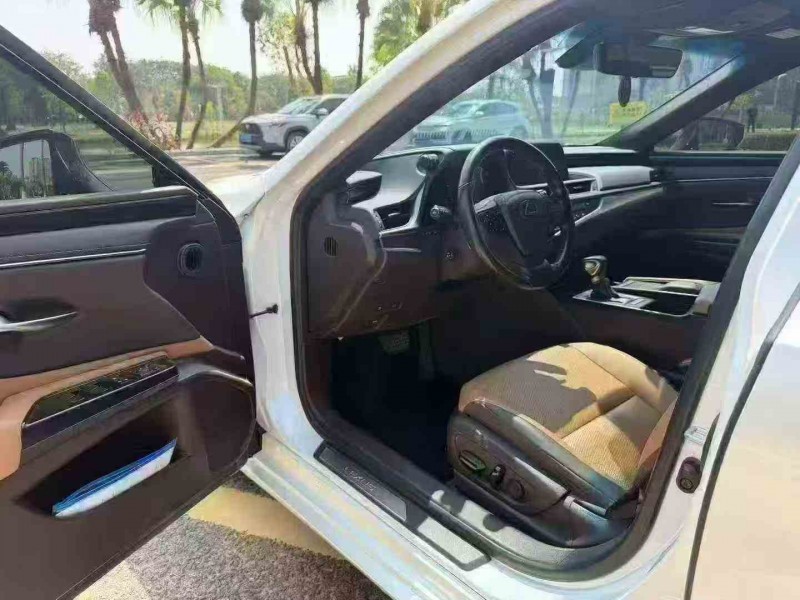 佛山20年雷克萨斯ES4