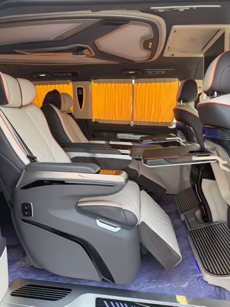 枣庄23年奔驰威霆6