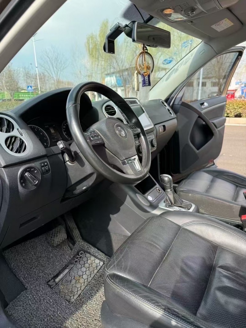 枣庄16年大众途观4