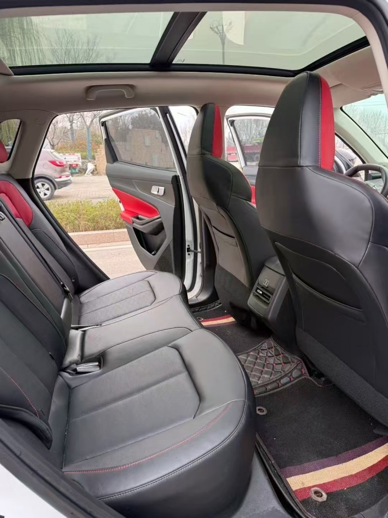 枣庄22年长安汽车CS555