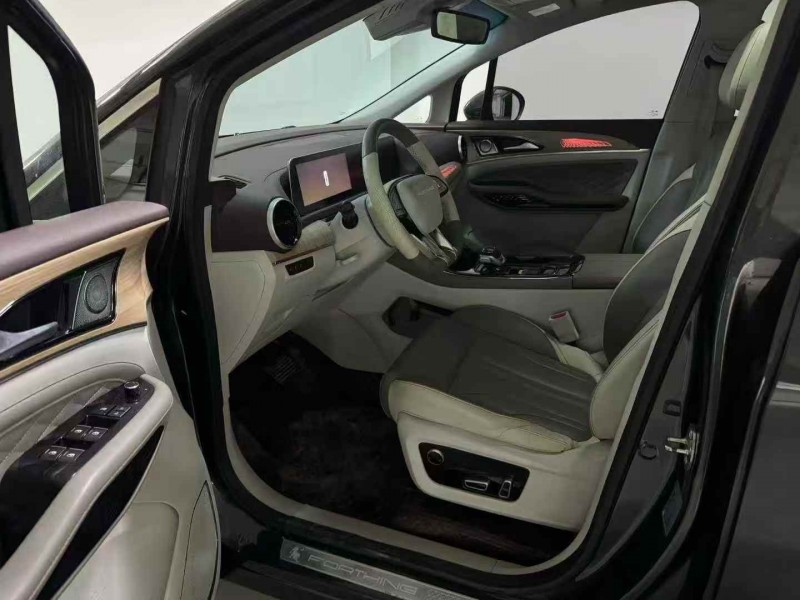 新乡22年东风风行4