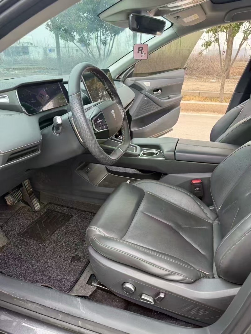 枣庄22年长安汽车深蓝4