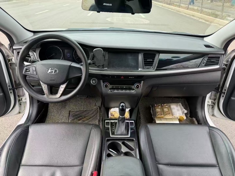 枣庄18年现代名图6