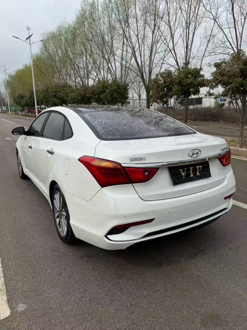 枣庄18年现代名图8