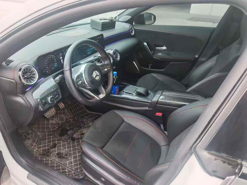 淮安22年奔驰CLA6