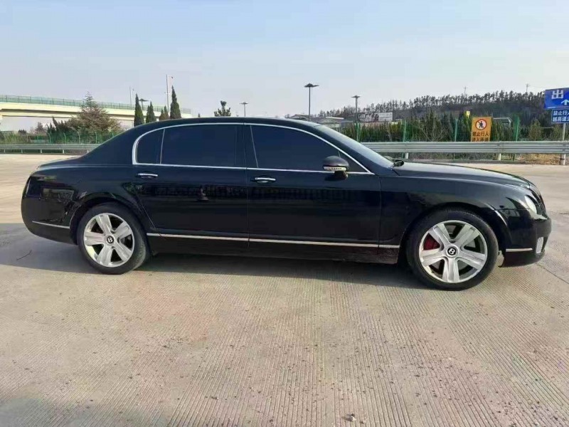 枣庄10年宾利飞驰2