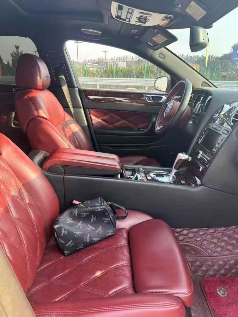 枣庄10年宾利飞驰4