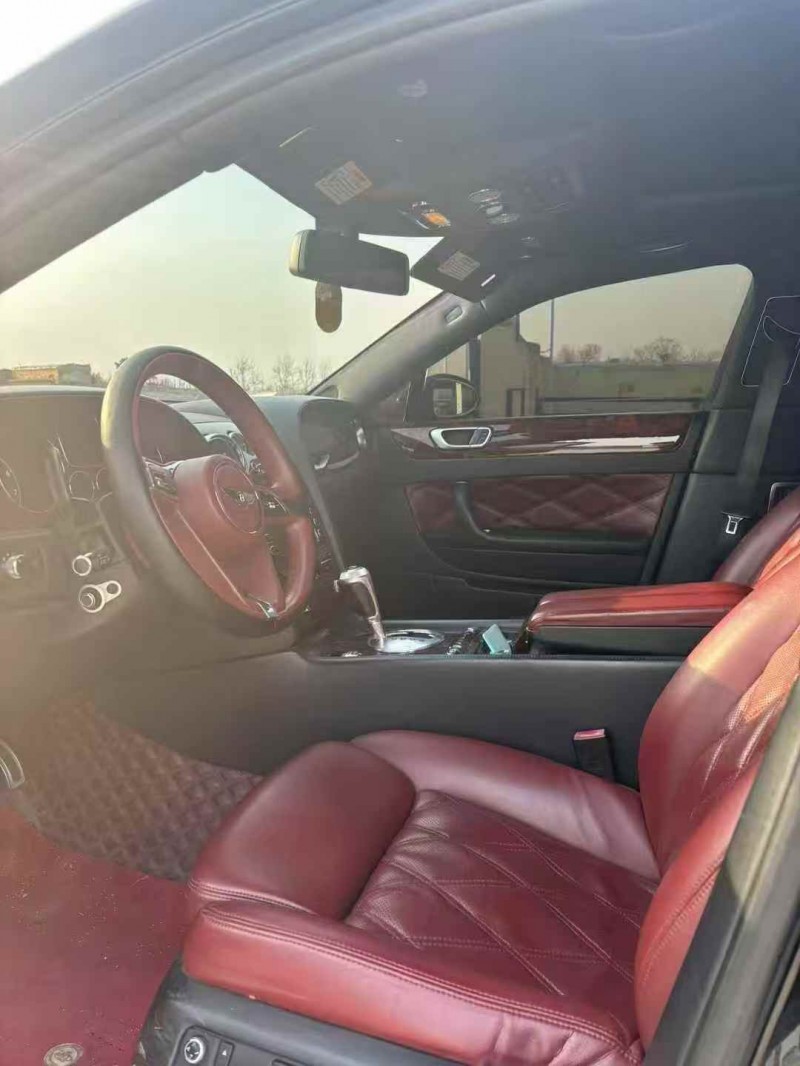 枣庄10年宾利飞驰5