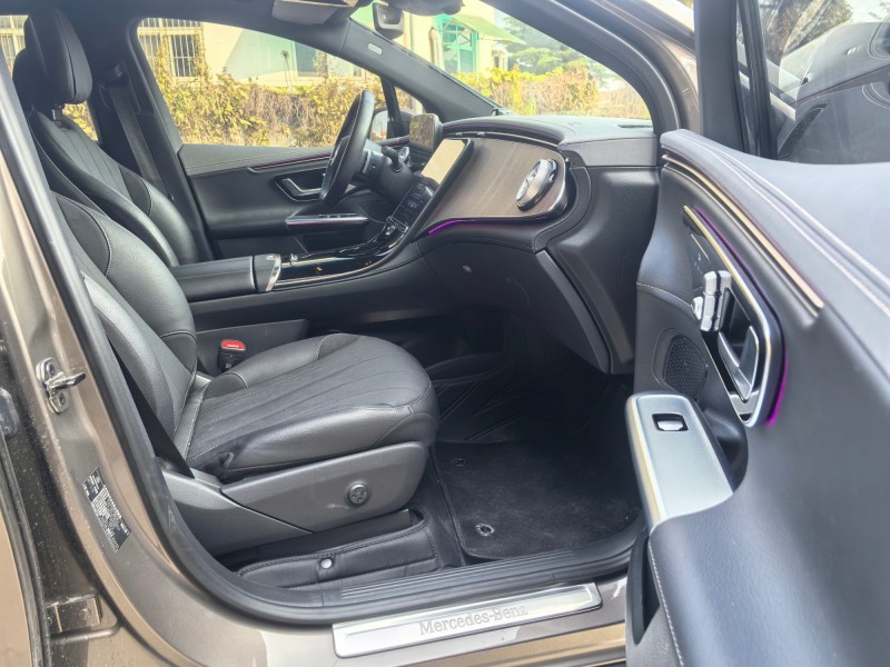 烟台23年奔驰EQE8