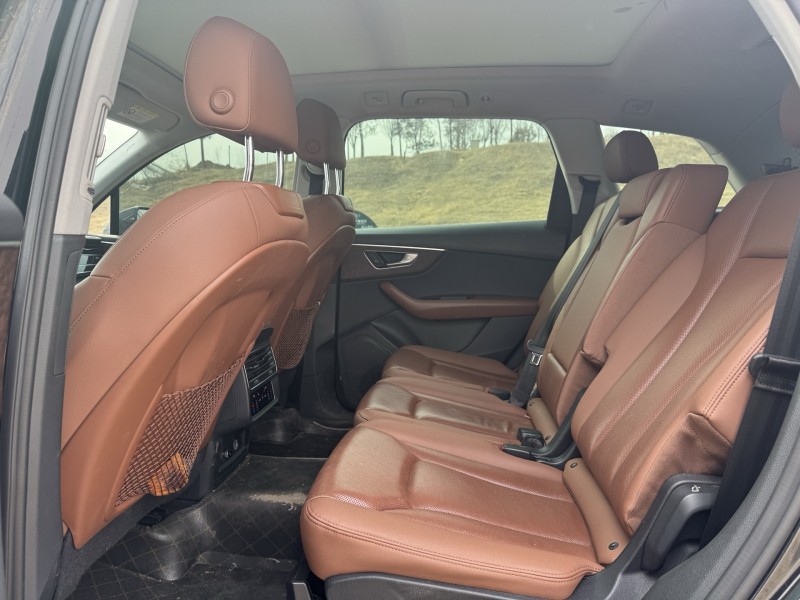 郑州21年奥迪Q76