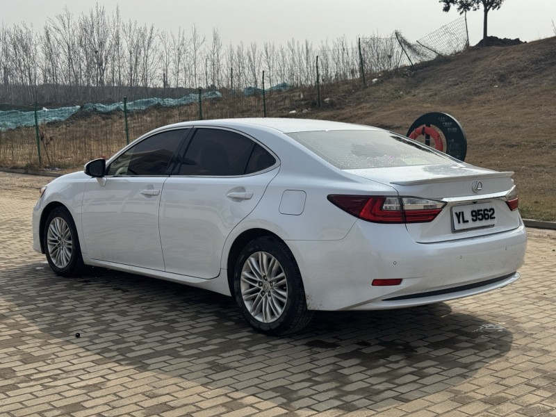 郑州17年雷克萨斯ES7