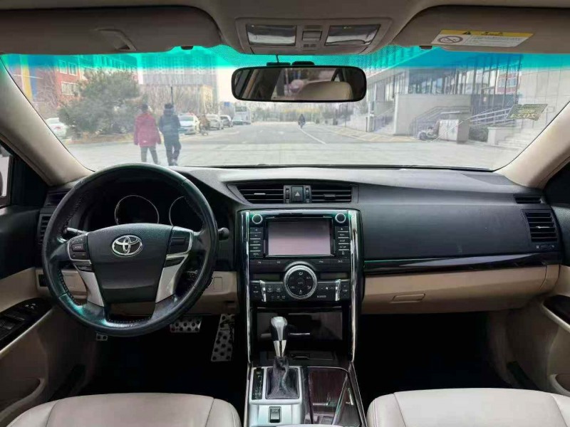 烟台12年丰田锐志4