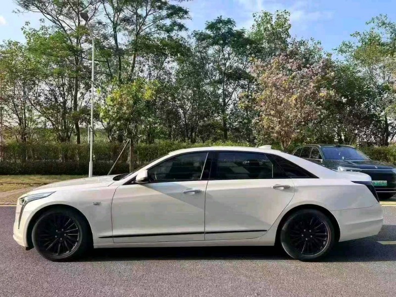 广州19年凯迪拉克CT66
