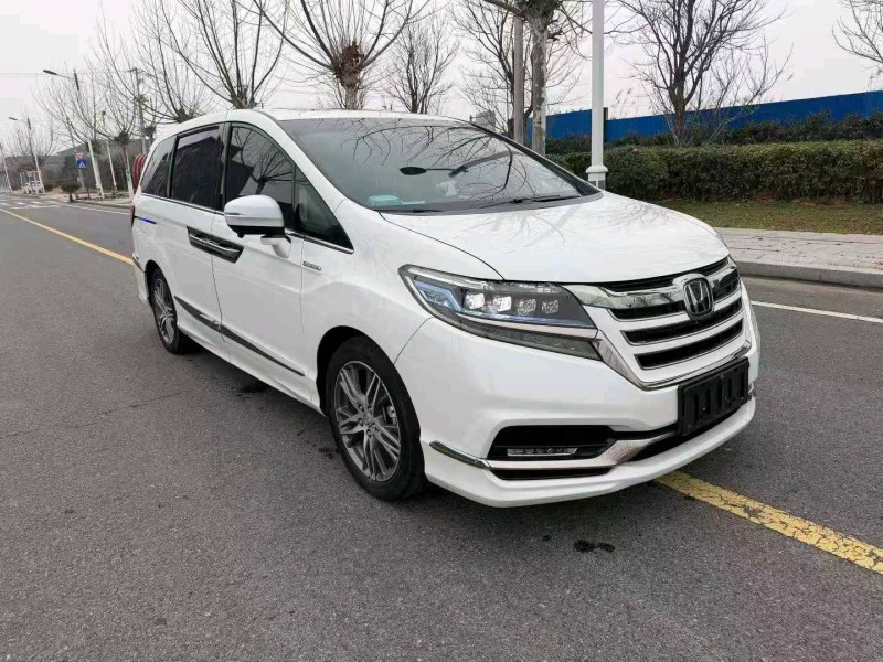 徐州21年本田艾力绅2