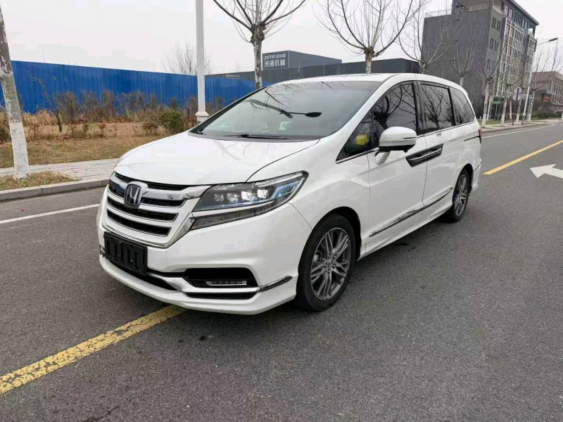 徐州21年本田艾力绅3