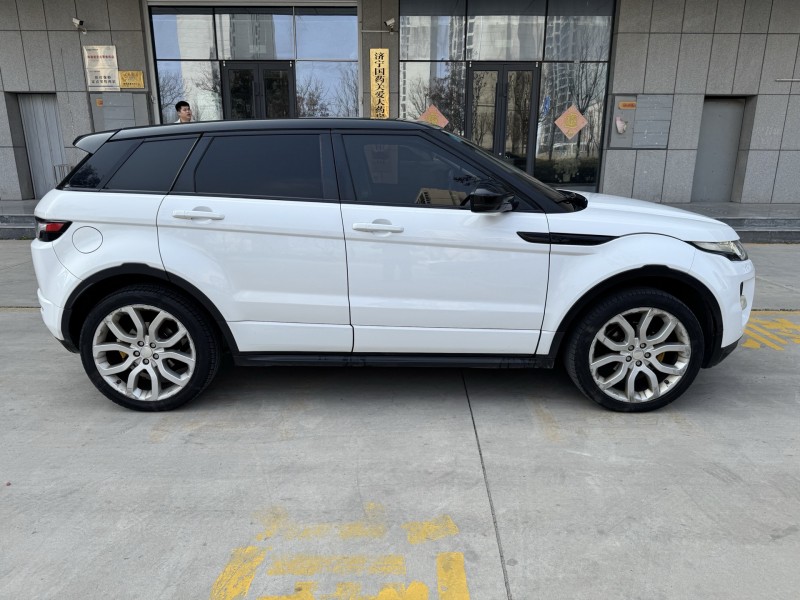 济宁14年路虎极光8