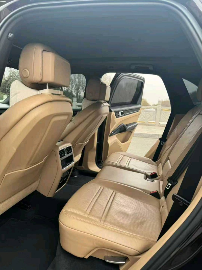 徐州19年保时捷卡宴7